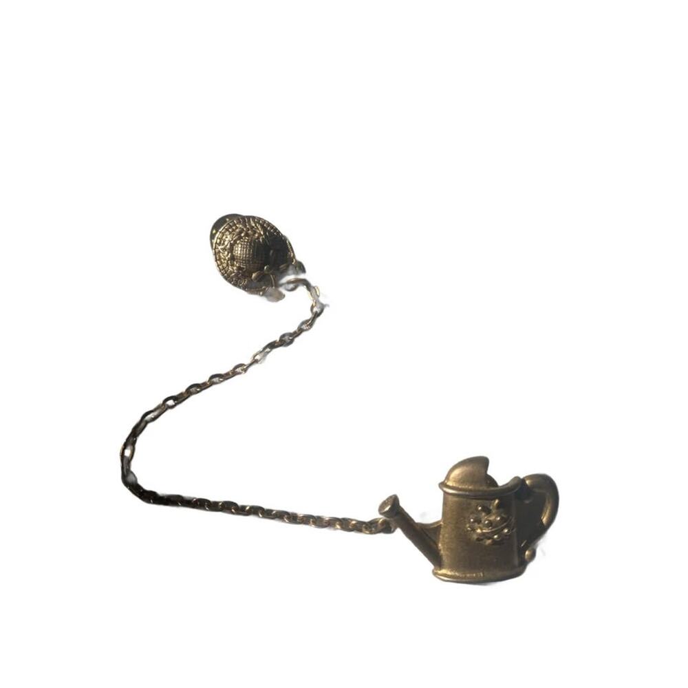 VTG Sweater Clip Goldtone Gardener Theme Hat & Watering Can -signed Amy
